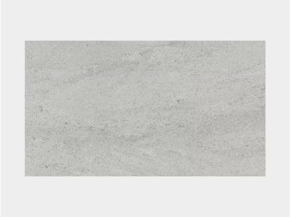 Madagascar Natural (25 x 44.3cm)