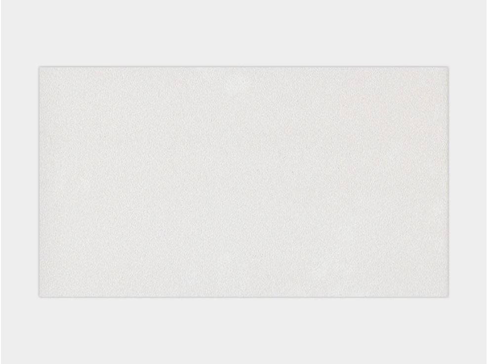 Kingston Nacar (33.3 x 59.2cm)