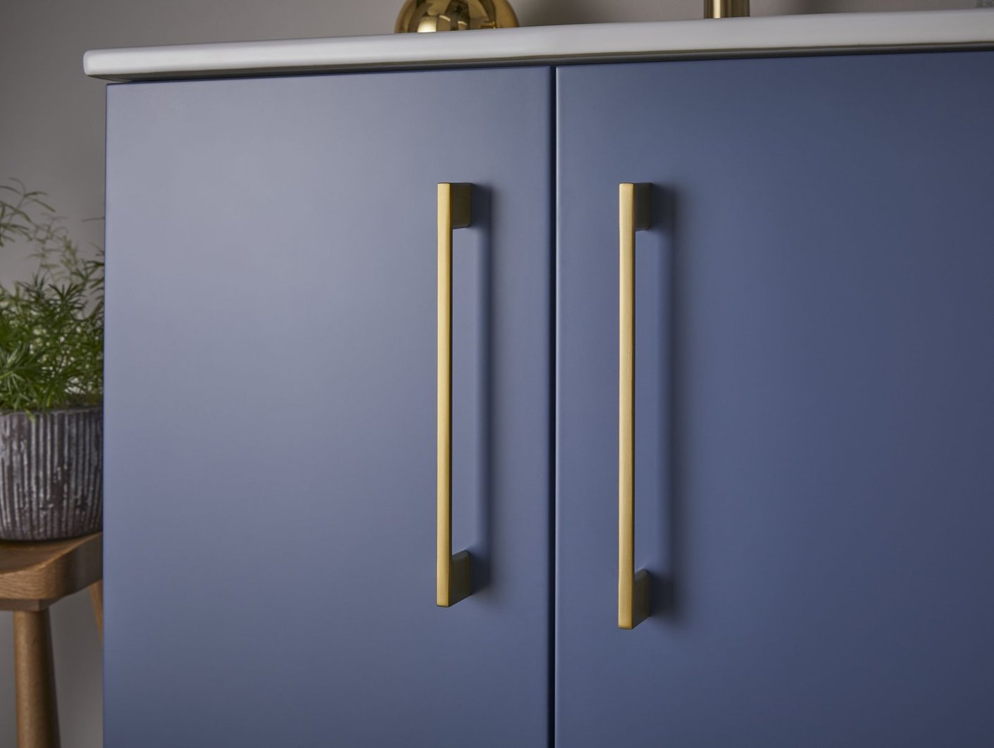 Lomond Brushed Brass Handle 192mm