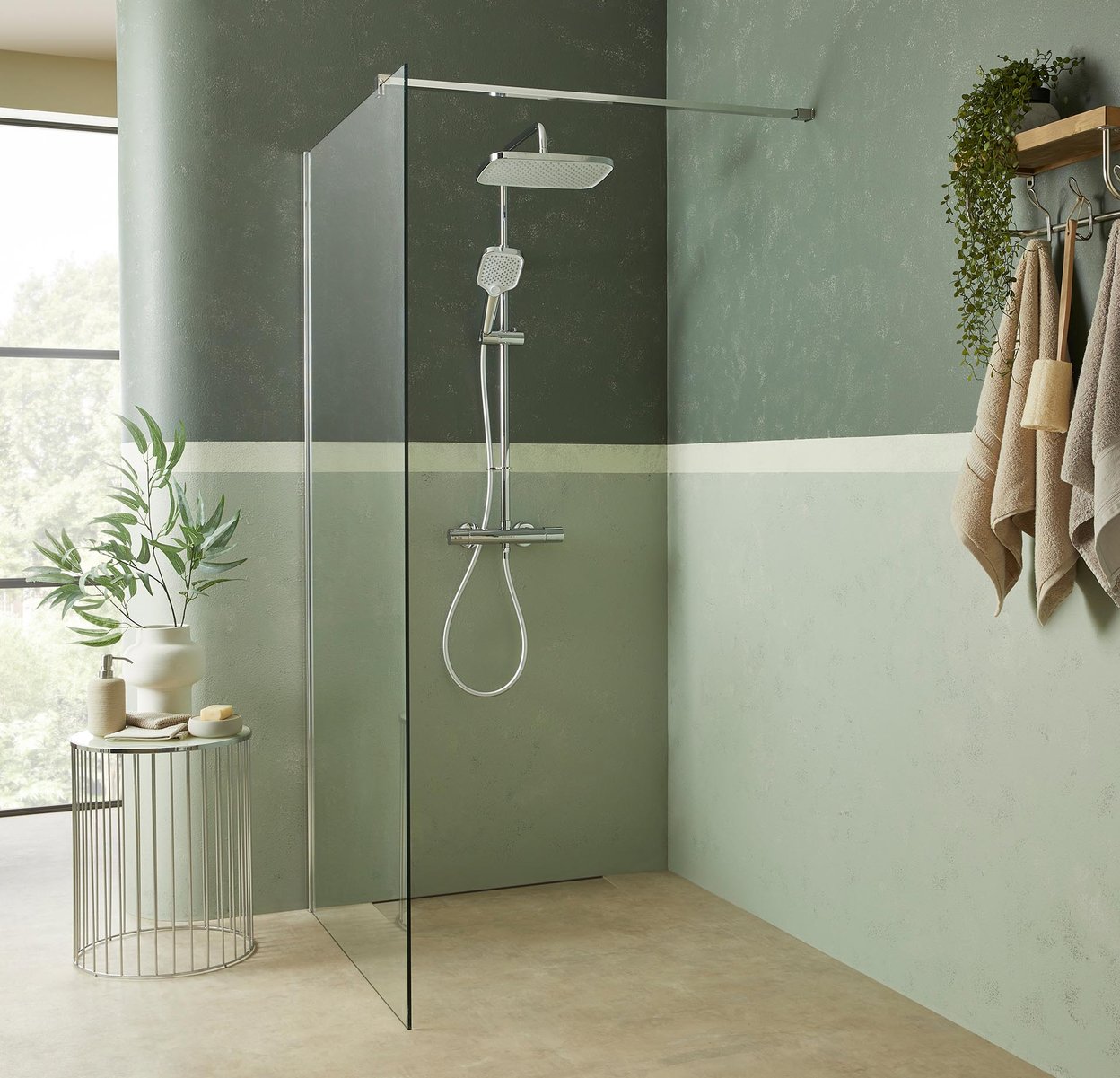 Talla 8mm Wetroom Screen with Bracing Bar 760mm