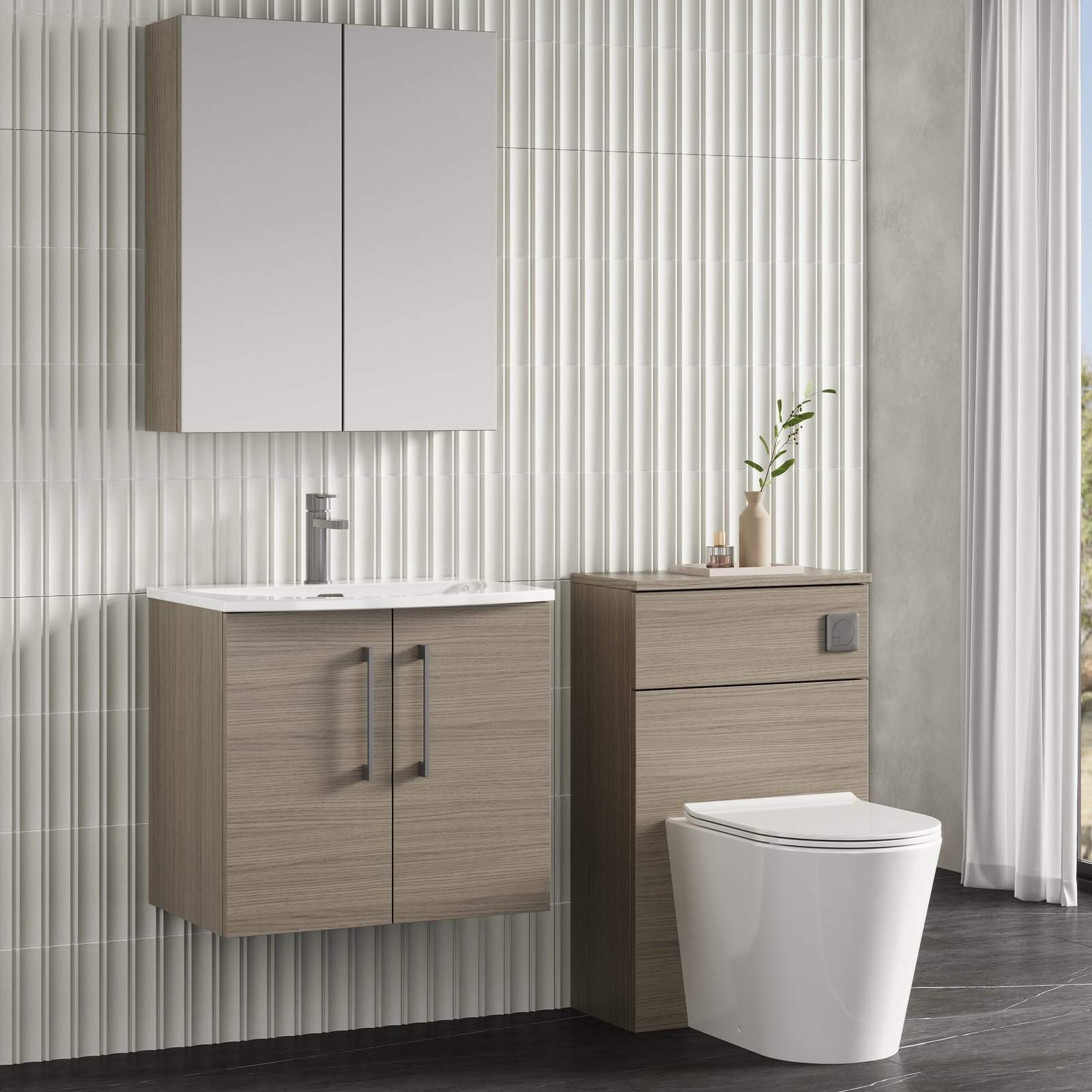 600 WH 2-Door Vanity & Basin 4