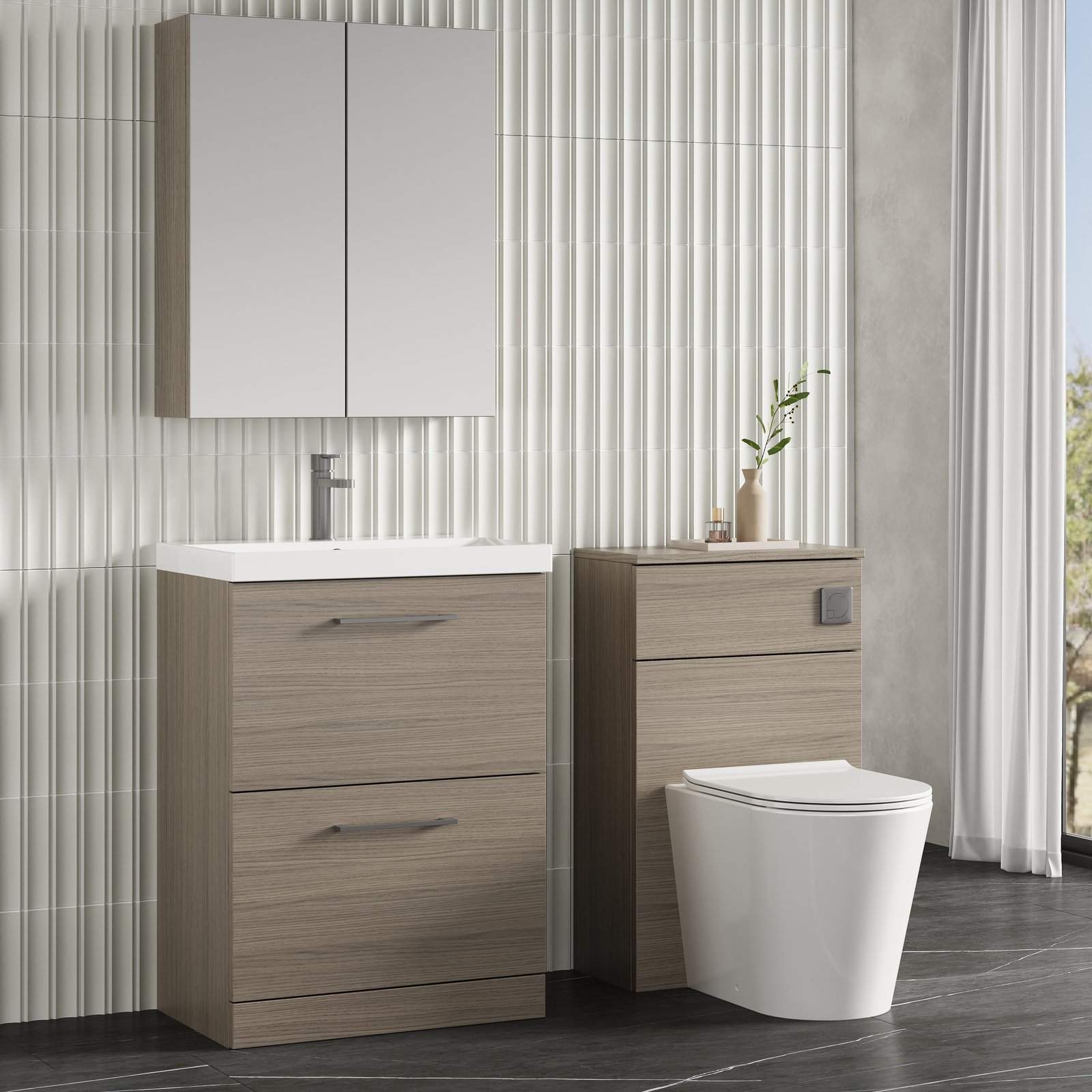 600 FS 2-Drawer Vanity & Basin 3