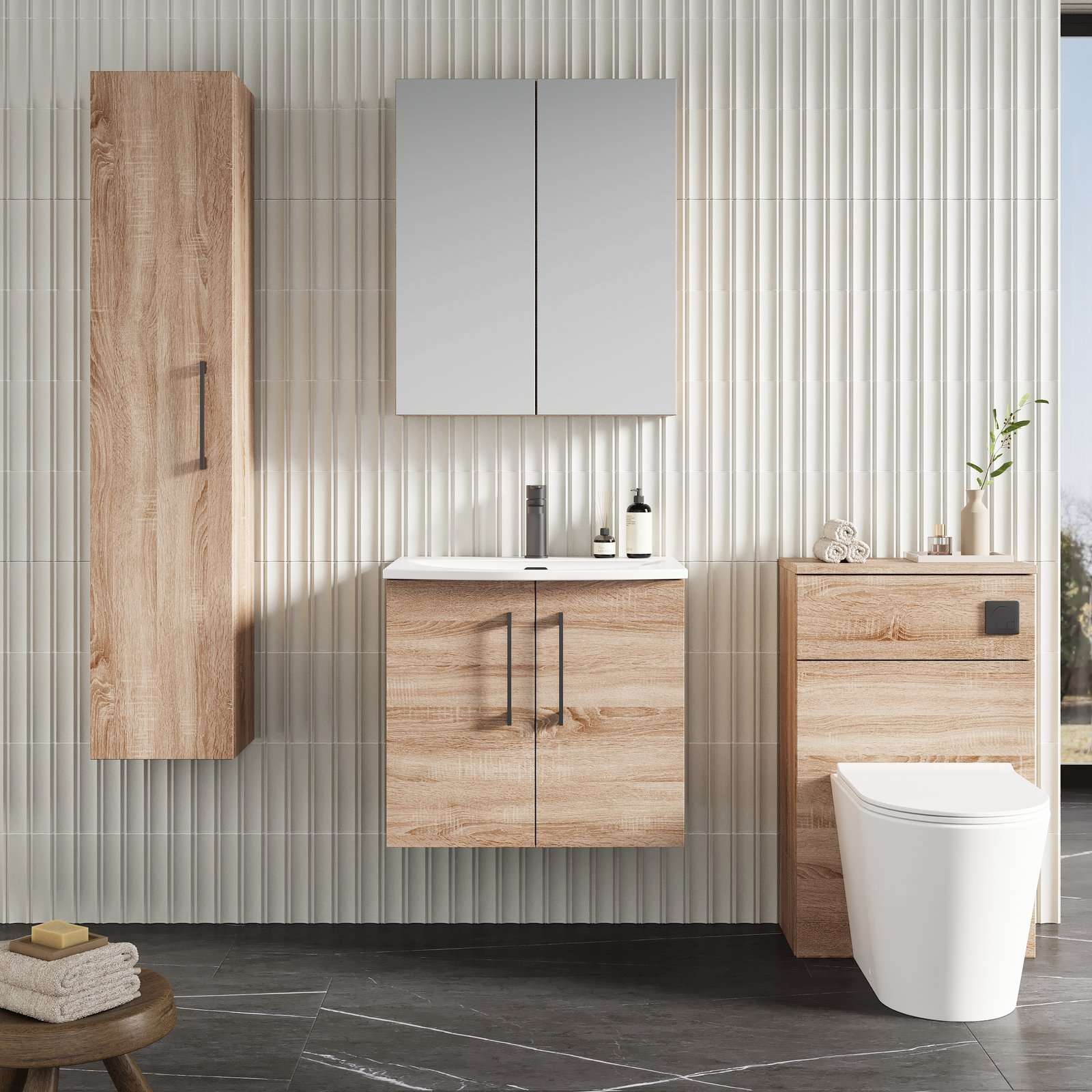 600 WH 2-Door Vanity & Basin 4