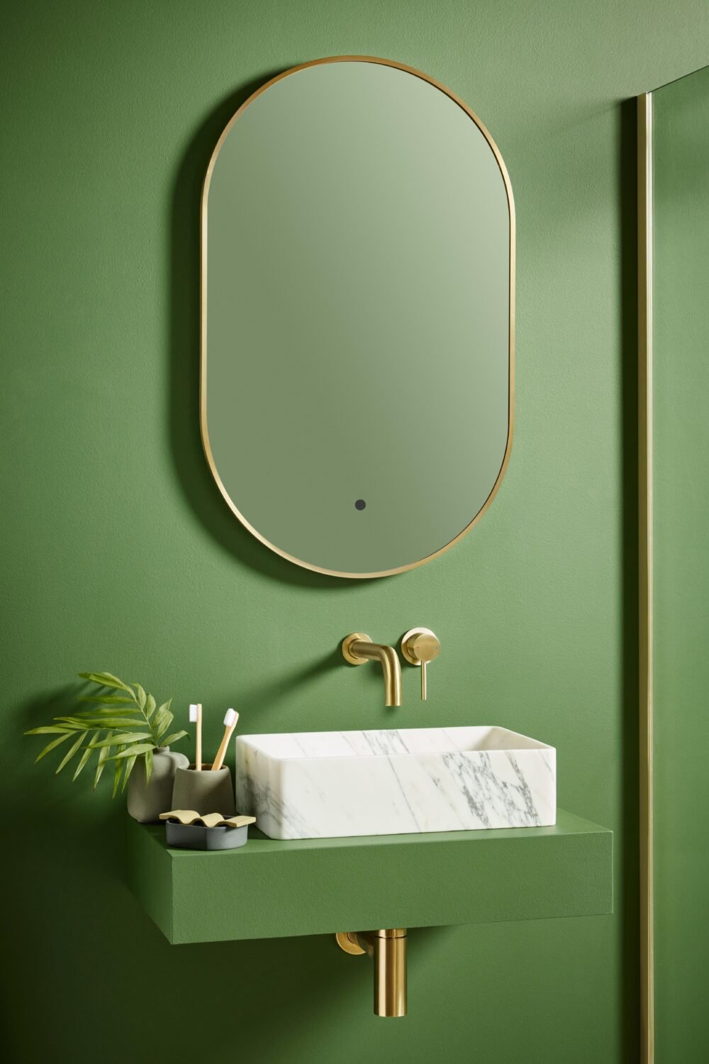 Tablet Mirror 500x800 Brushed Brass