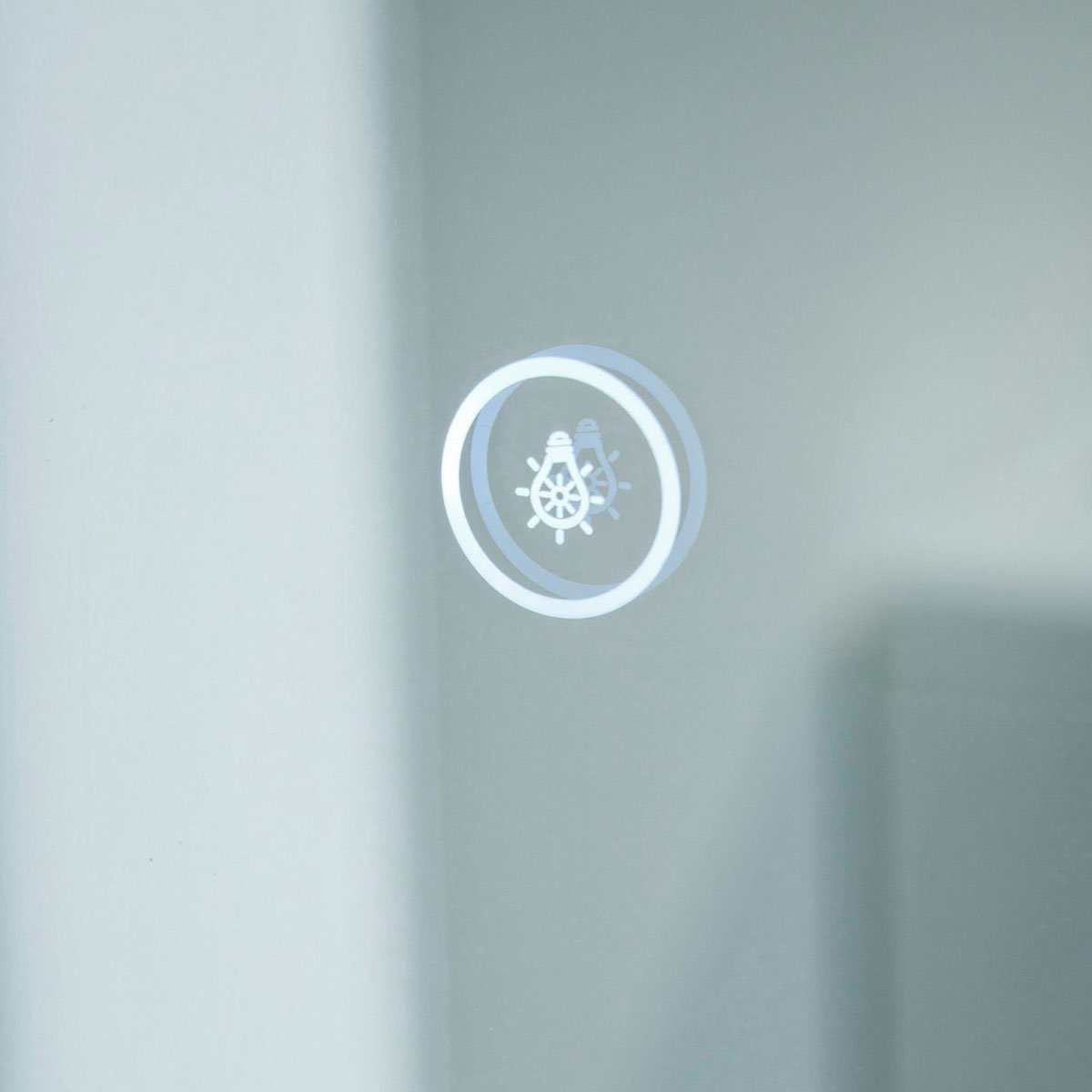 MOQ Vivid LED Mirror 700 x 500mm (corran)