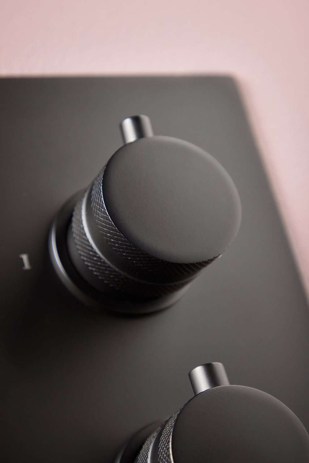 Concealed Knurled Handle 3 pack (1 Thermo 2 Flow) Black