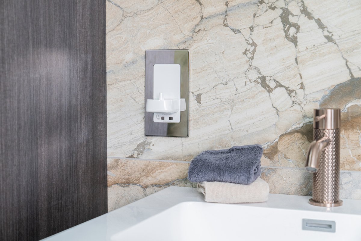 Polished Steel (chrome effect) Front Plate for Toothbrush Chargers (PV11 & PV12)