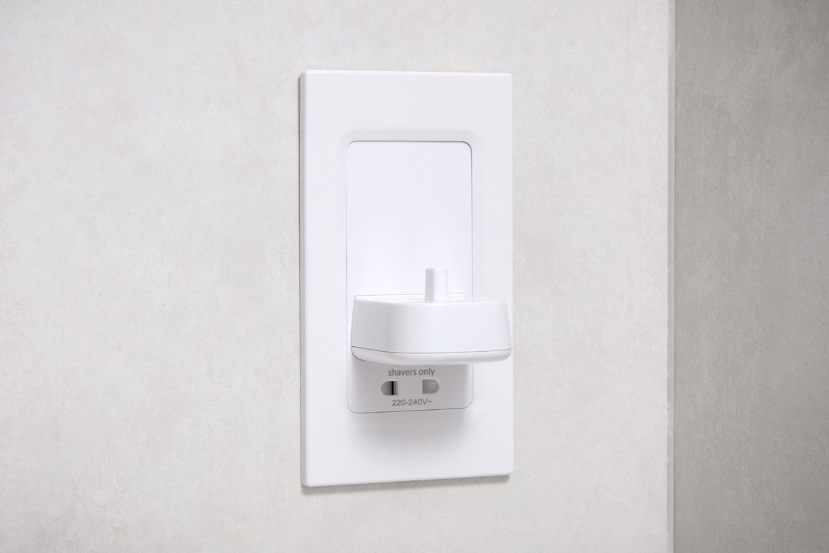 In-Wall Electric Toothbrush Charger and Shaver Combo - White