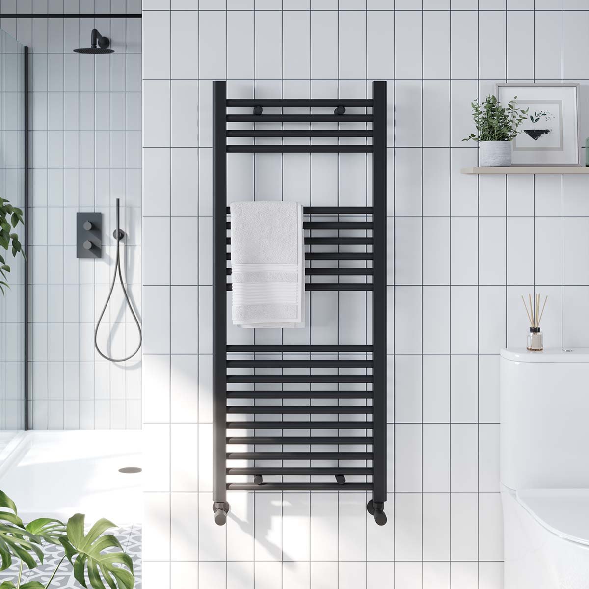 22mm Straight Towel Rail 500mm x 1200mm - Black