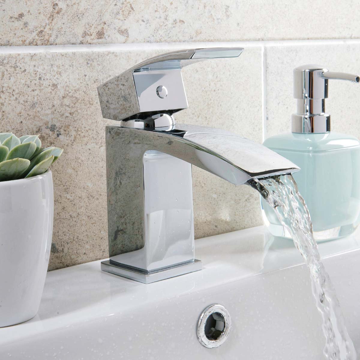Mono Basin Mixer with Push Waste
